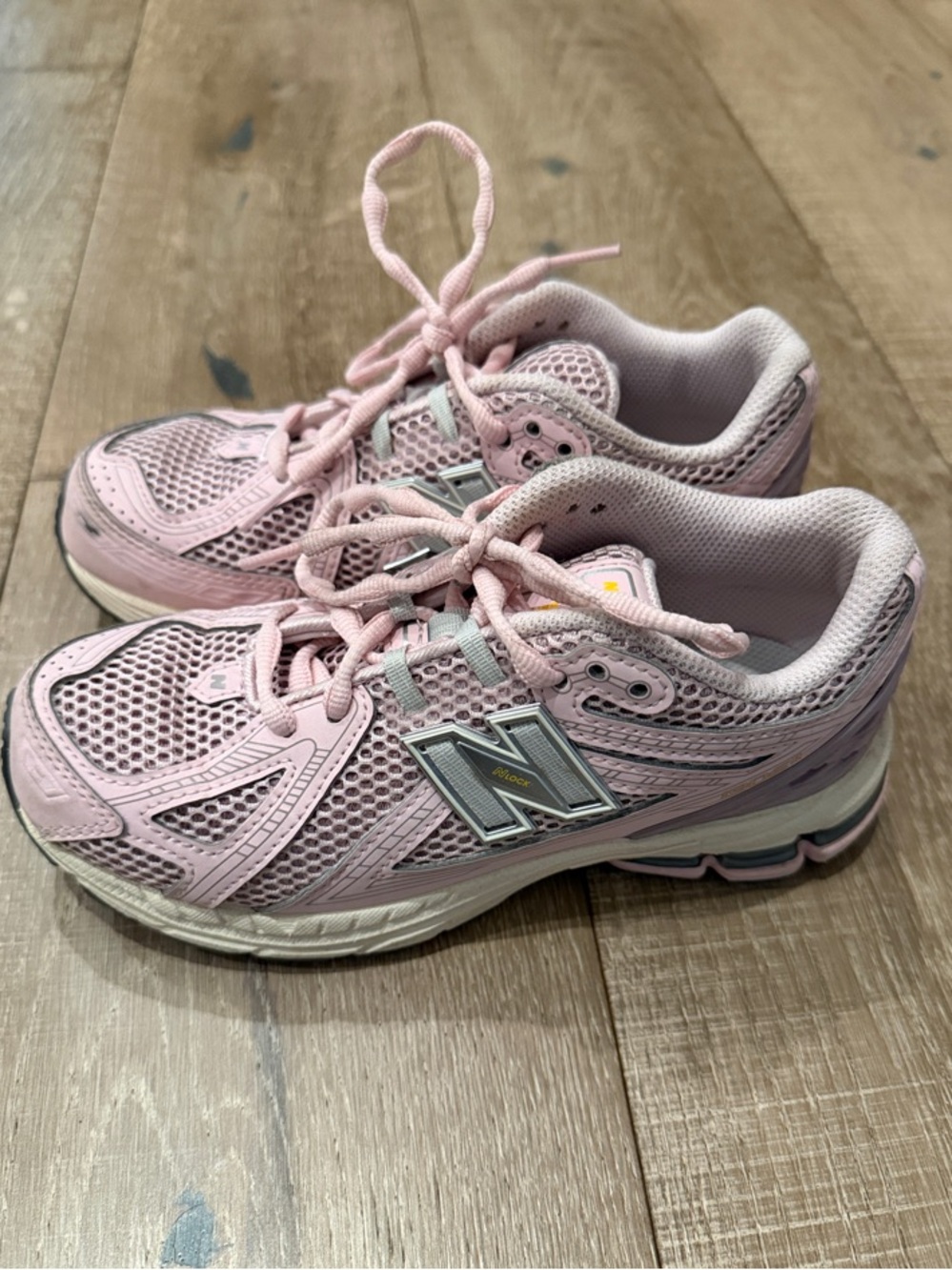 New Balance Kids Light Pink Mesh Athletic Sneakers